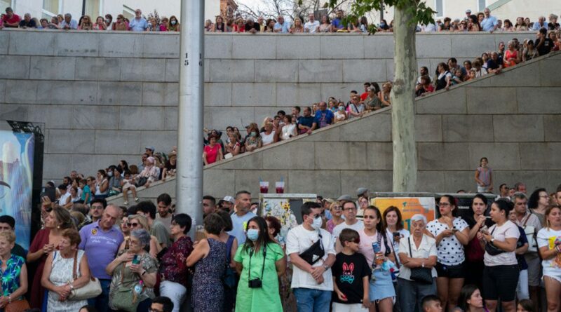 La población de España supera los 48 millones de habitantes por primera vez