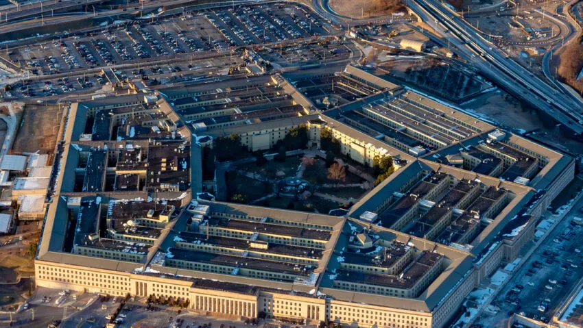 El Pentágono entrega a Trump una nueva lista secreta de objetivos en Irán