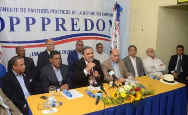 Foro de Partidos Políticos respalda reglamento de la JCE sobre encuestas electorales y advierte sobre manipulación de percepciones políticas