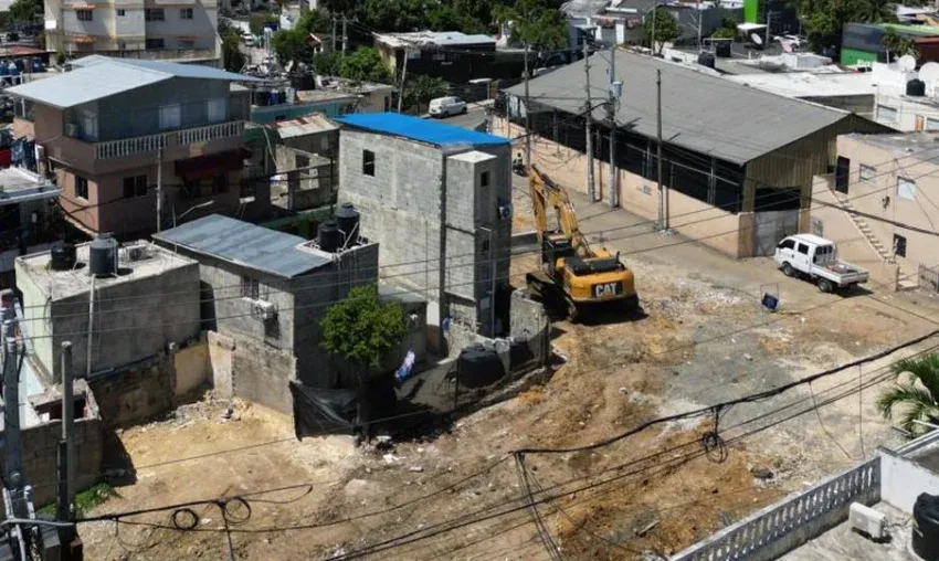 MIVHED avanza en transformación de Los Praditos con finalización de demoliciones en calle 9 y 11